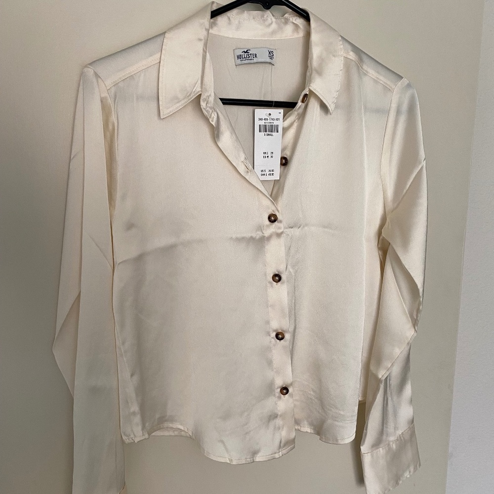 Hollister silky long sleeve button-down blouse